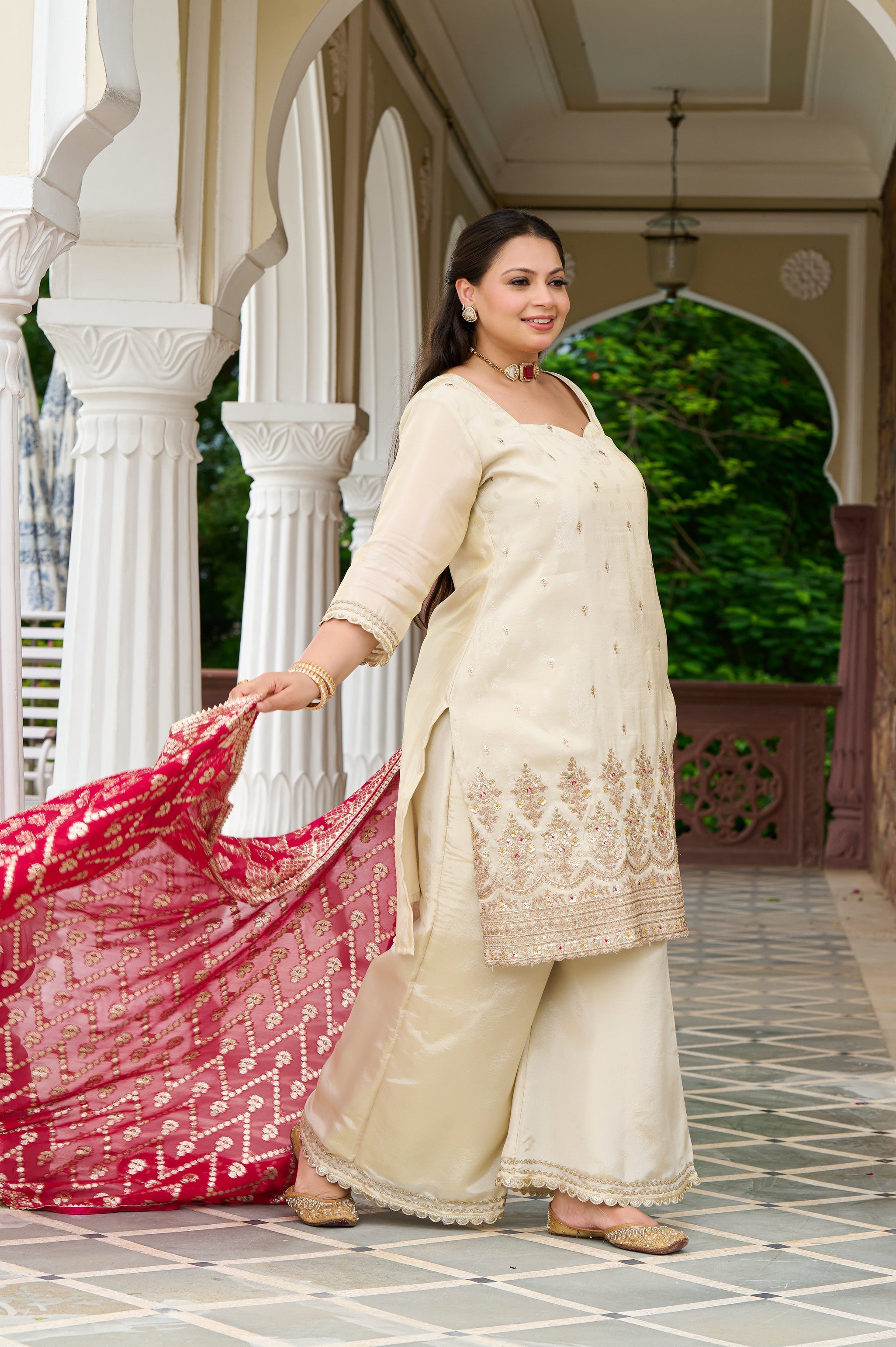 Plus Size Exclusive Regal Ivory Embroidered Kurta Set with Contrast Dupatta